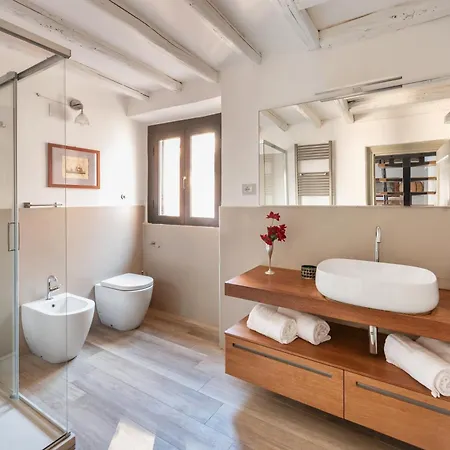 The Charming Attic - Piazza Di Spagna Area
