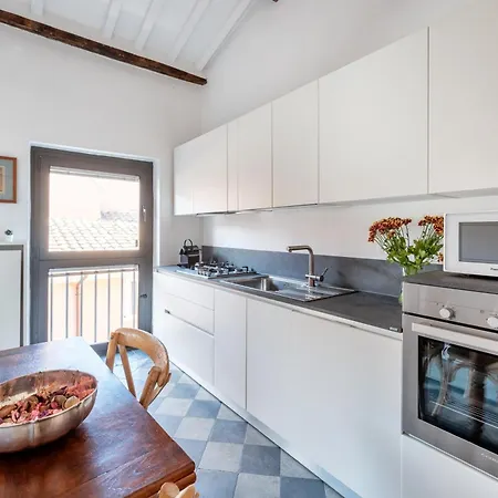The Charming Attic - Piazza Di Spagna Area *